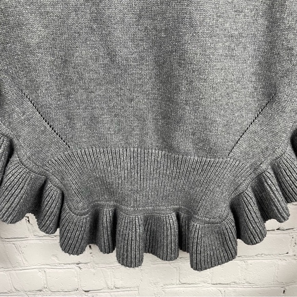 dRA Los Angeles Gray Long Sleeve Ruffle Sweater size xs - Picture 3 of 6